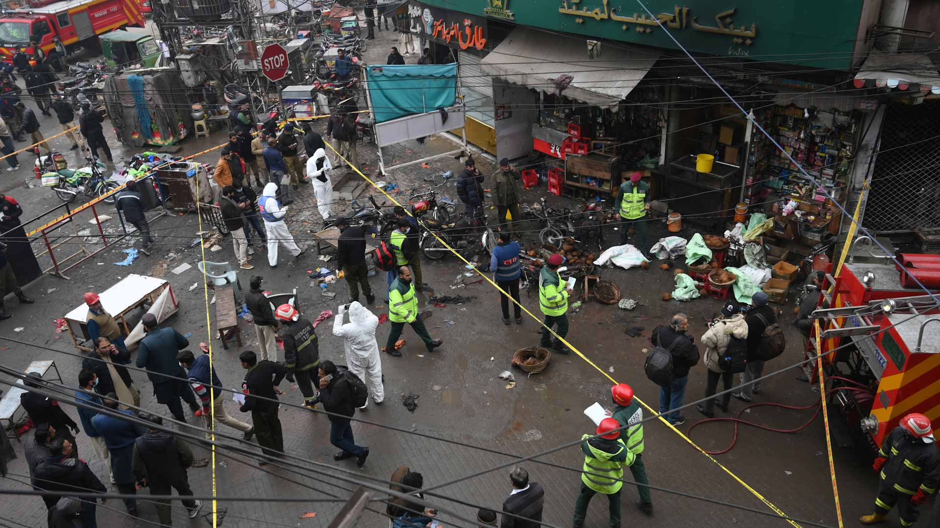 صورة بعنوان: الشرطة: مقتل 3 في انفجار قنبلة بشرق باكستان 