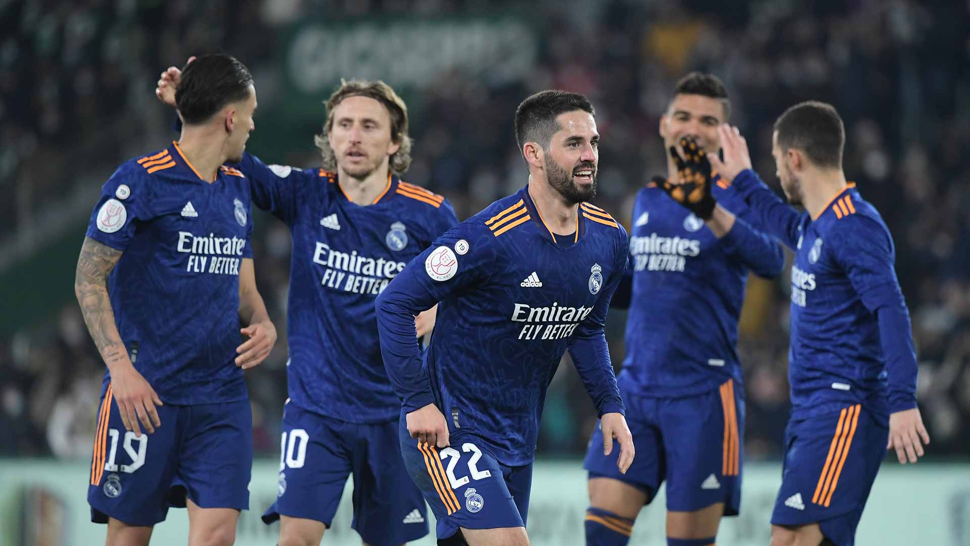 Image for the title: Hazard extra-time goal sends 10-man Real Madrid through 