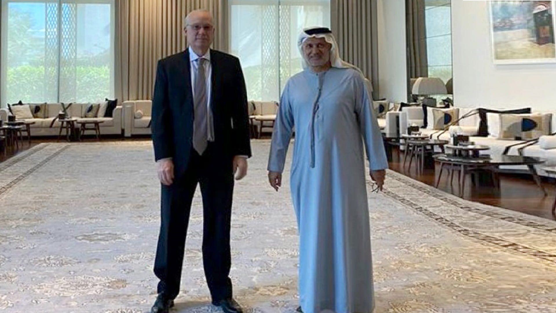 Image for the title: Gargash meets with US Special Envoy for Yemen 