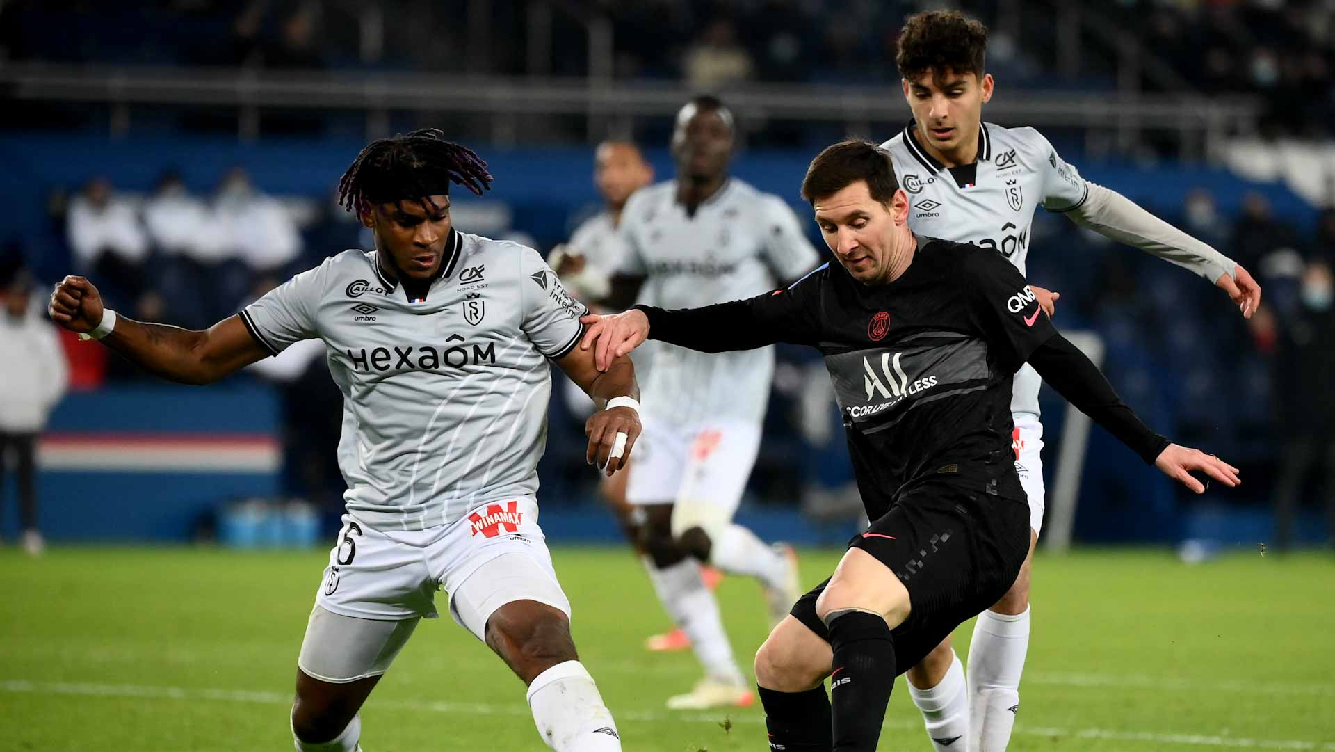 Image for the title: Messi returns, Ramos scores and PSG cruise 