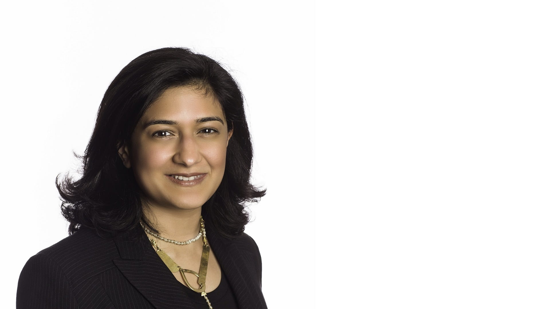 صورة بعنوان: نجلاء المدفع: رؤية حاكم الشارقة جعلت الإمارة منارة للإنجاز والبناء 