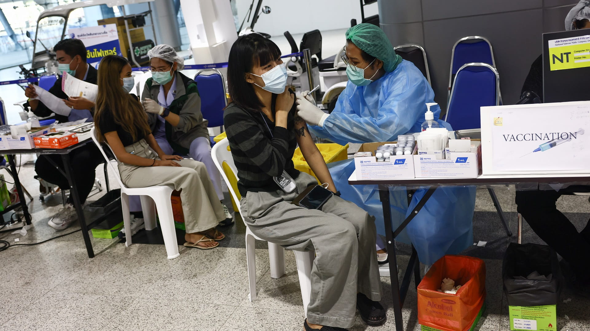 صورة بعنوان: دراسة دنماركية: السلالة الجديدة من أوميكرون أكثر عدوى من الأصلية 