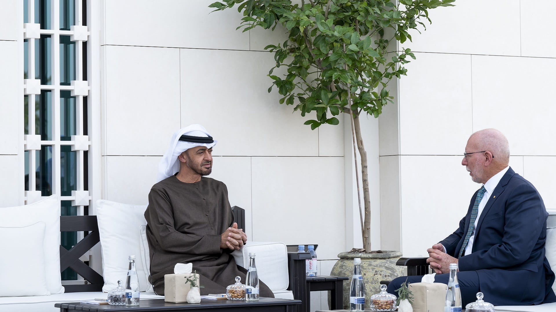 Image for the title: Mohamed bin Zayed receives Governor-General of Australia 