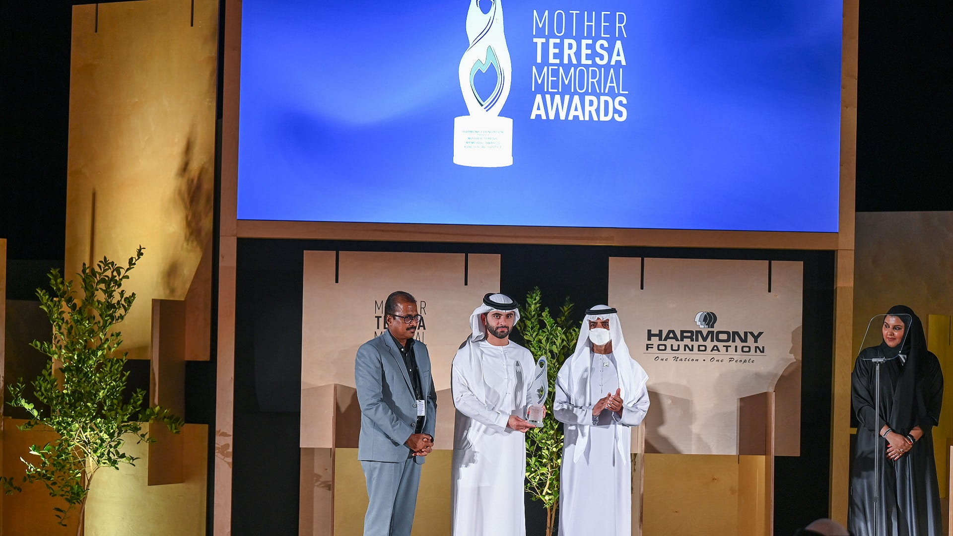 Image for the title: VP awarded ‘Mother Teresa Memorial Award for Social Justice’ 