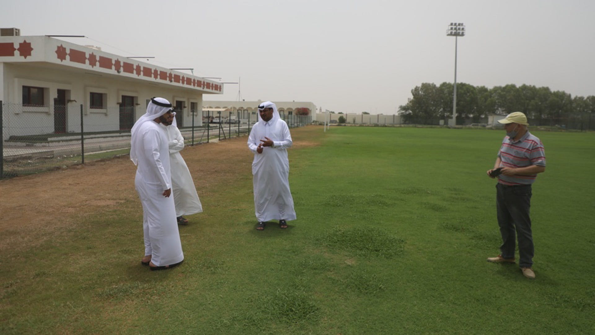 Image for the title: SSC projects cmte inspects Al Hamriyah Club’s sports facilities 