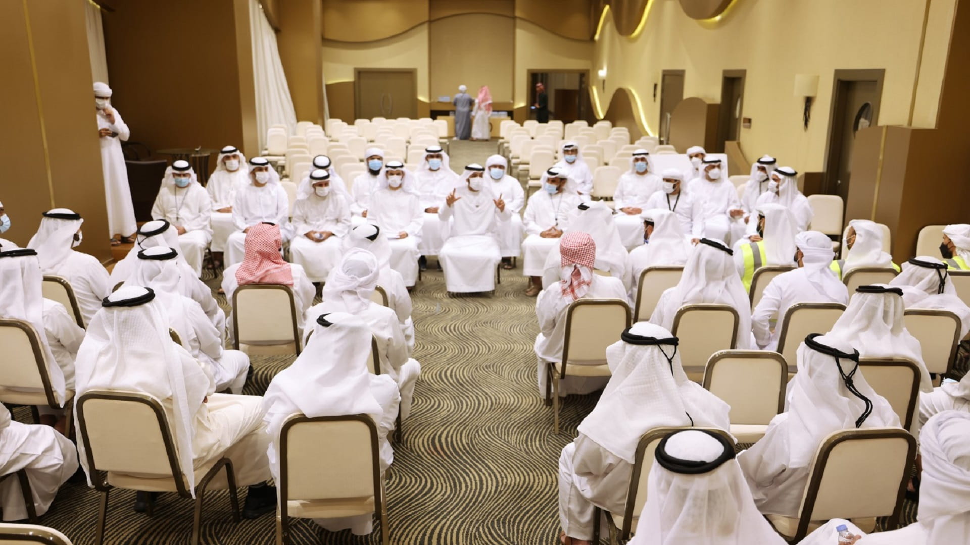 صورة بعنوان: مكتب شؤون الحجاج يستعرض خطة وآلية تسكين الحجاج في المشاعر المقدسة 