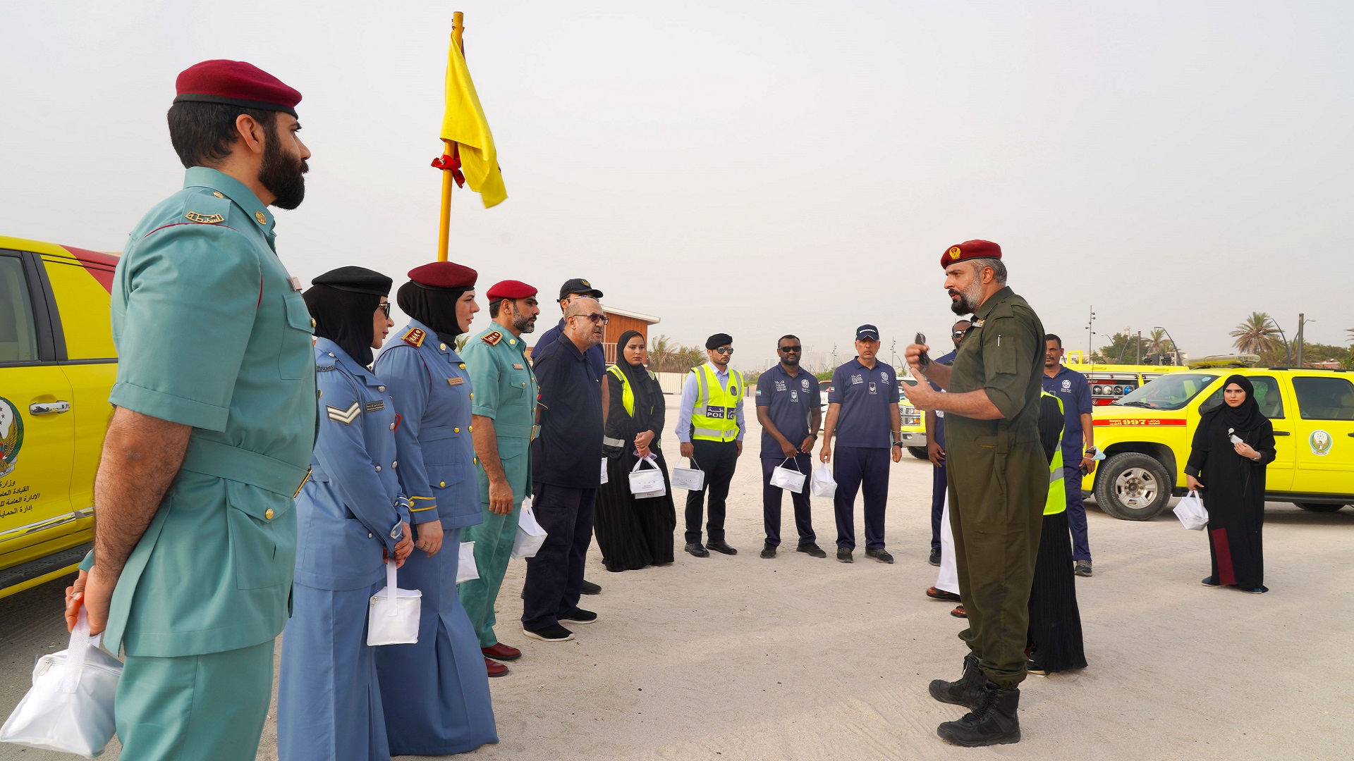 صورة بعنوان: "سلامة الطفل" تباشر حملة الصيف بزيارات ميدانية لشواطئ الشارقة 