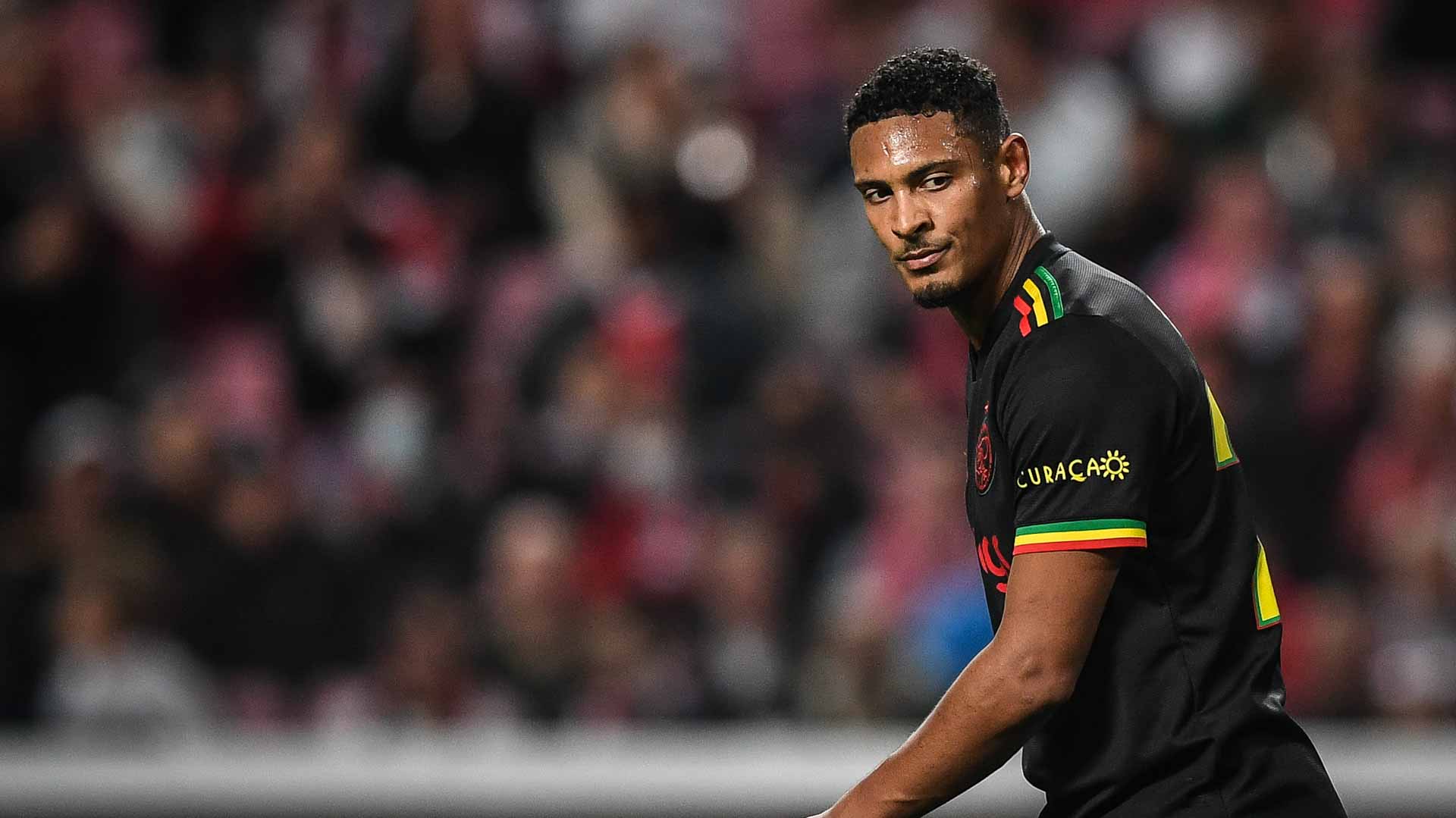 صورة بعنوان: نادي بوروسيا دورتموند يتعاقد مع الإيفواري سيباستيان هالير  
