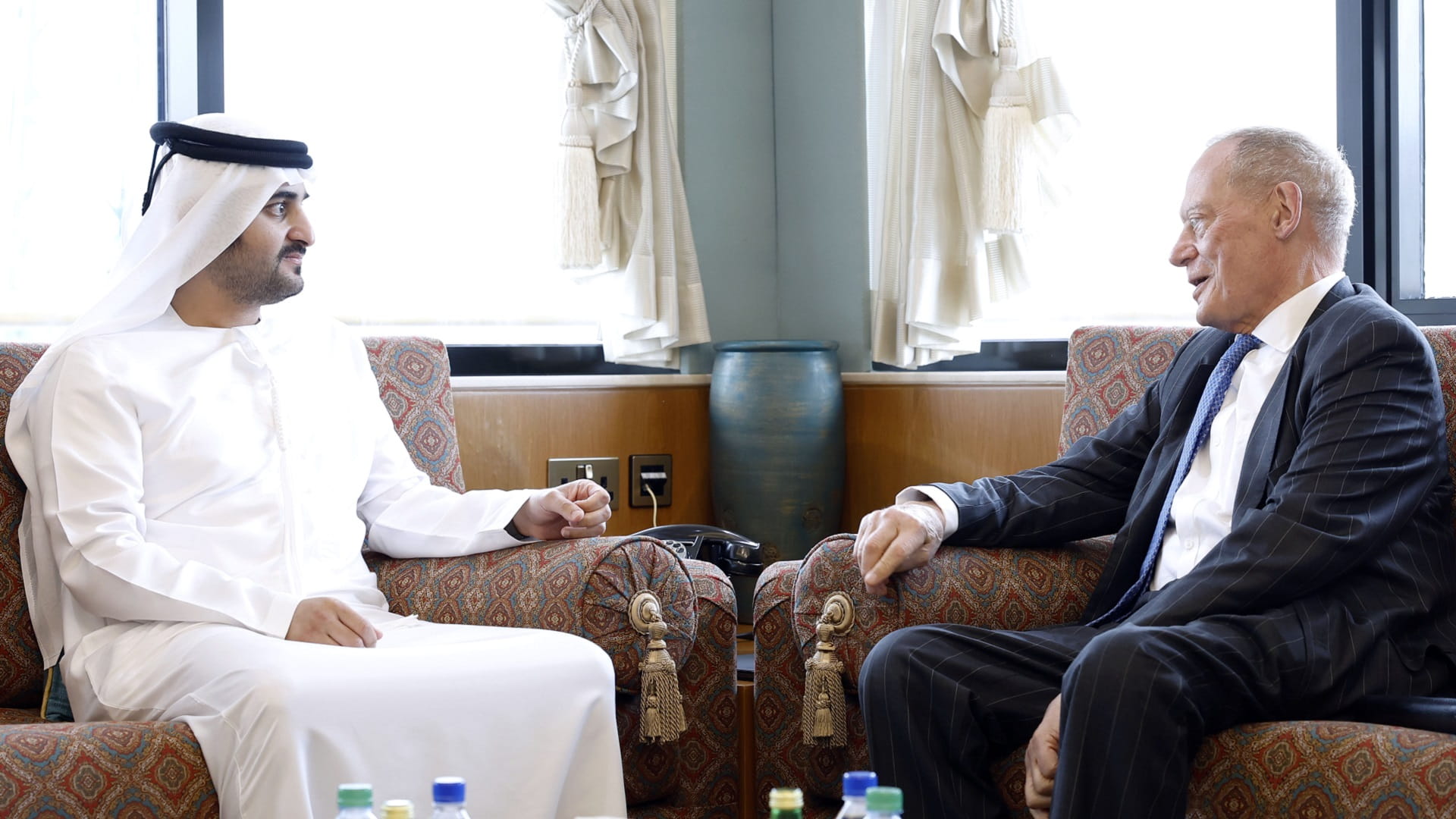 Image for the title: Maktoum bin Mohammed meets with UK’s Minister for Investment 