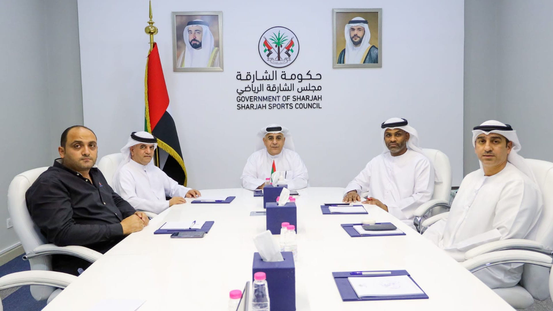 صورة بعنوان: "الشارقة الرياضي" يناقش تحضيرات البطولات الجماعية للموسم المقبل  