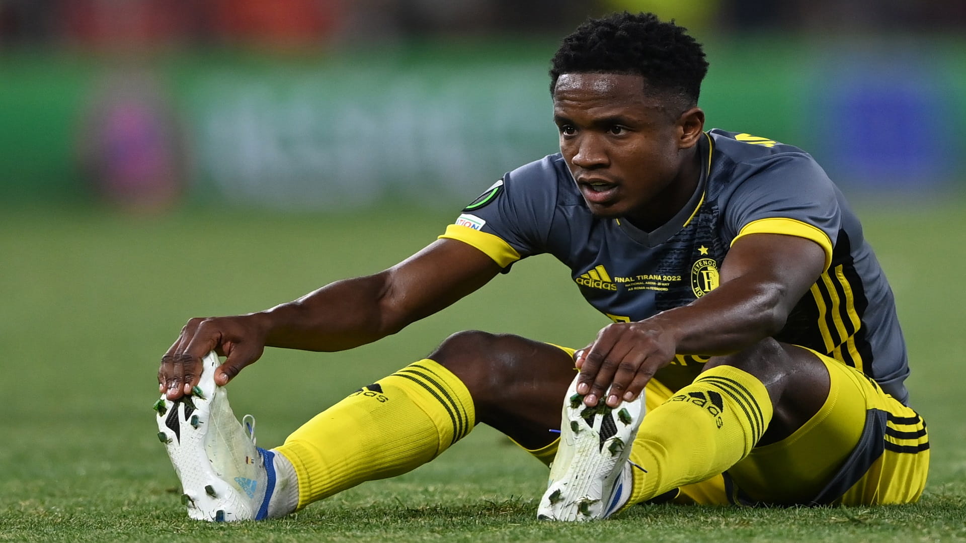 صورة بعنوان: نادي ليدز يونايتد الإنجليزي يتعاقد مع الكولومبي لويس سينسترا  