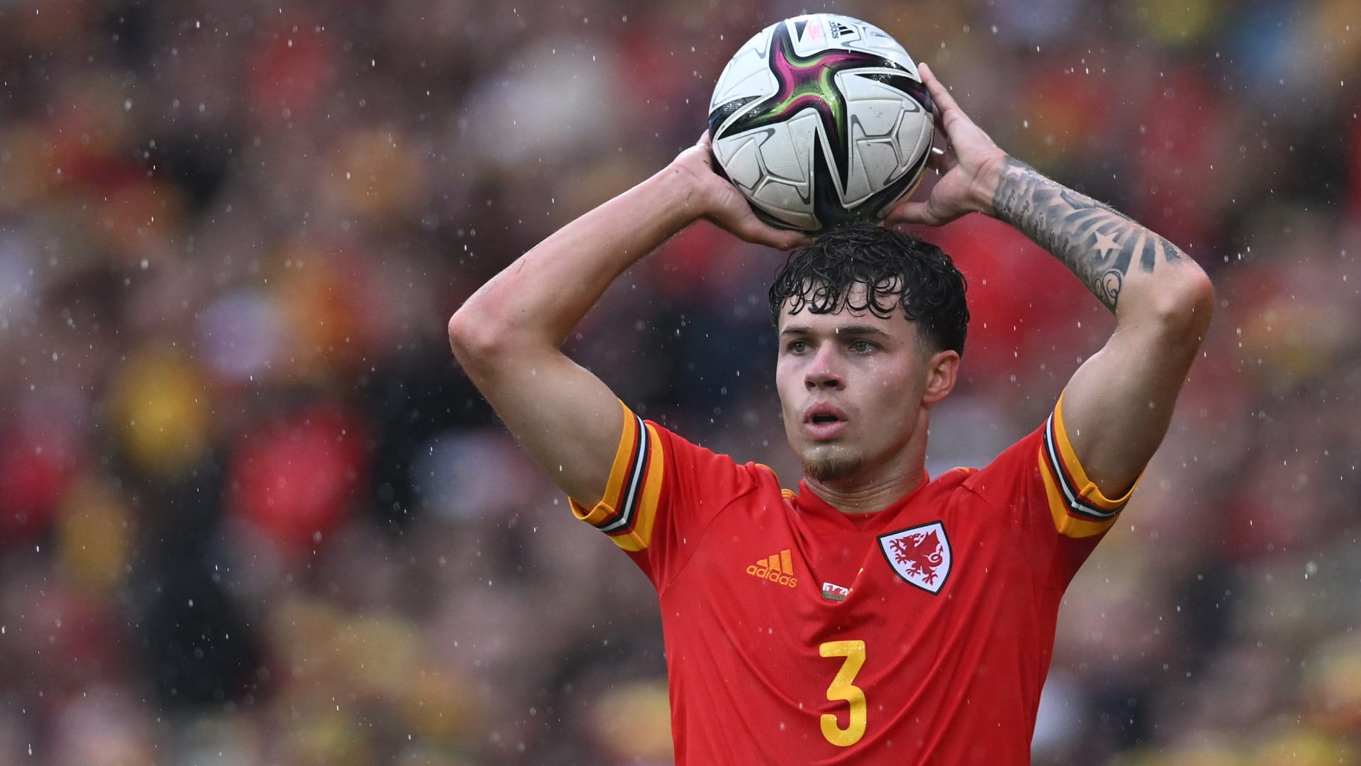 صورة بعنوان: نوتنجهام الإنجليزي يتعاقد مع وليامز من ليفربول  