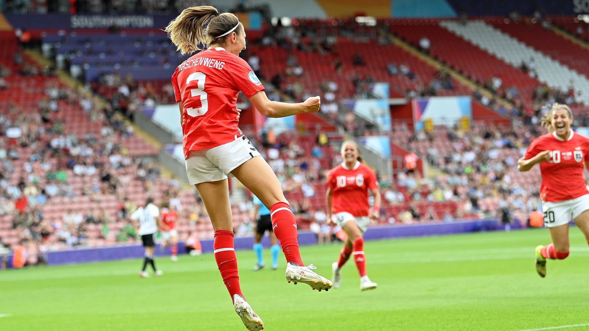صورة بعنوان: النمسا تتغلب على إيرلندا الشمالية بكأس أمم أوروبا للسيدات 