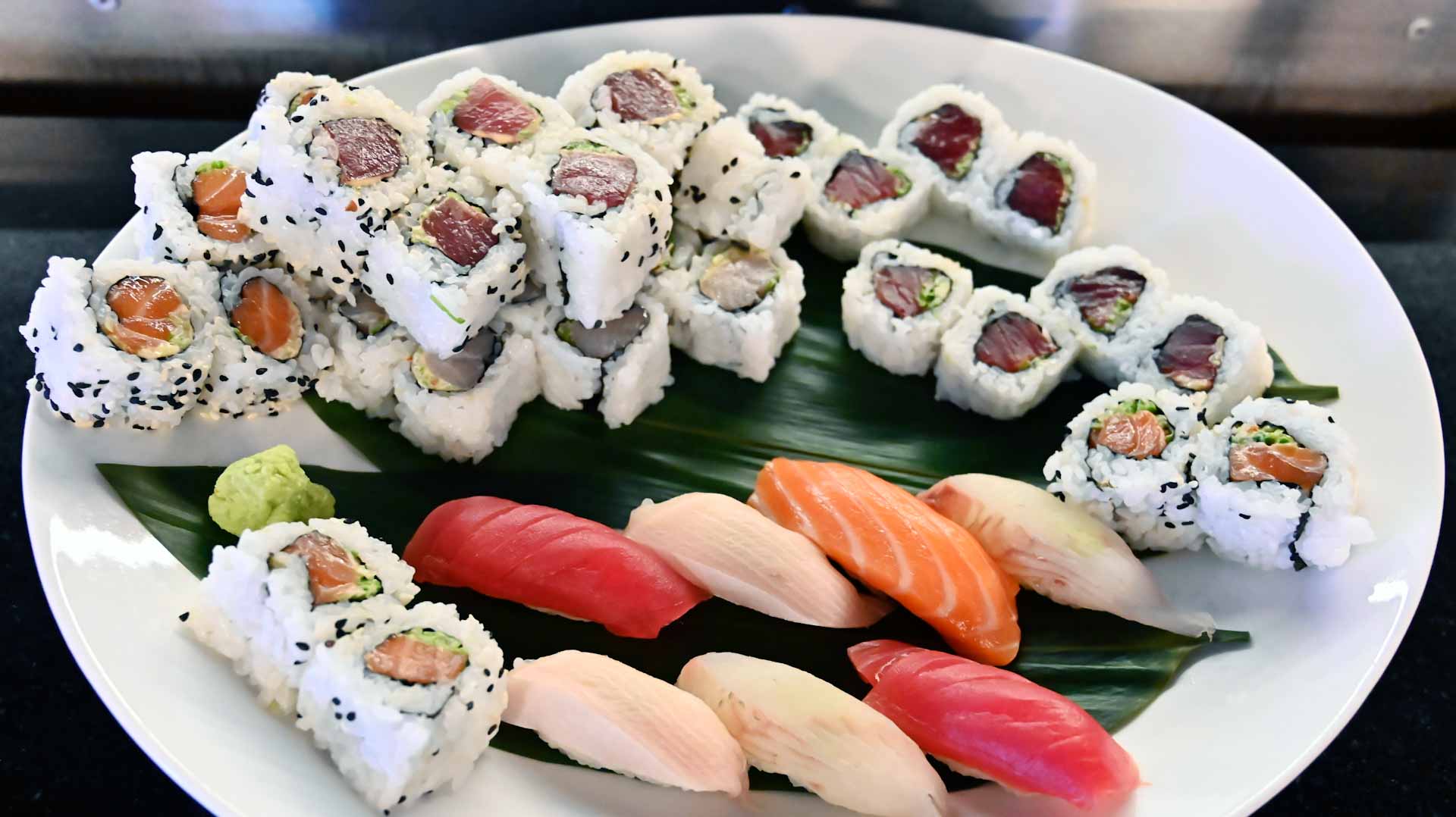 Image for the title: katsuo fish may foreshadow climate change, threat to Japan's sushi 