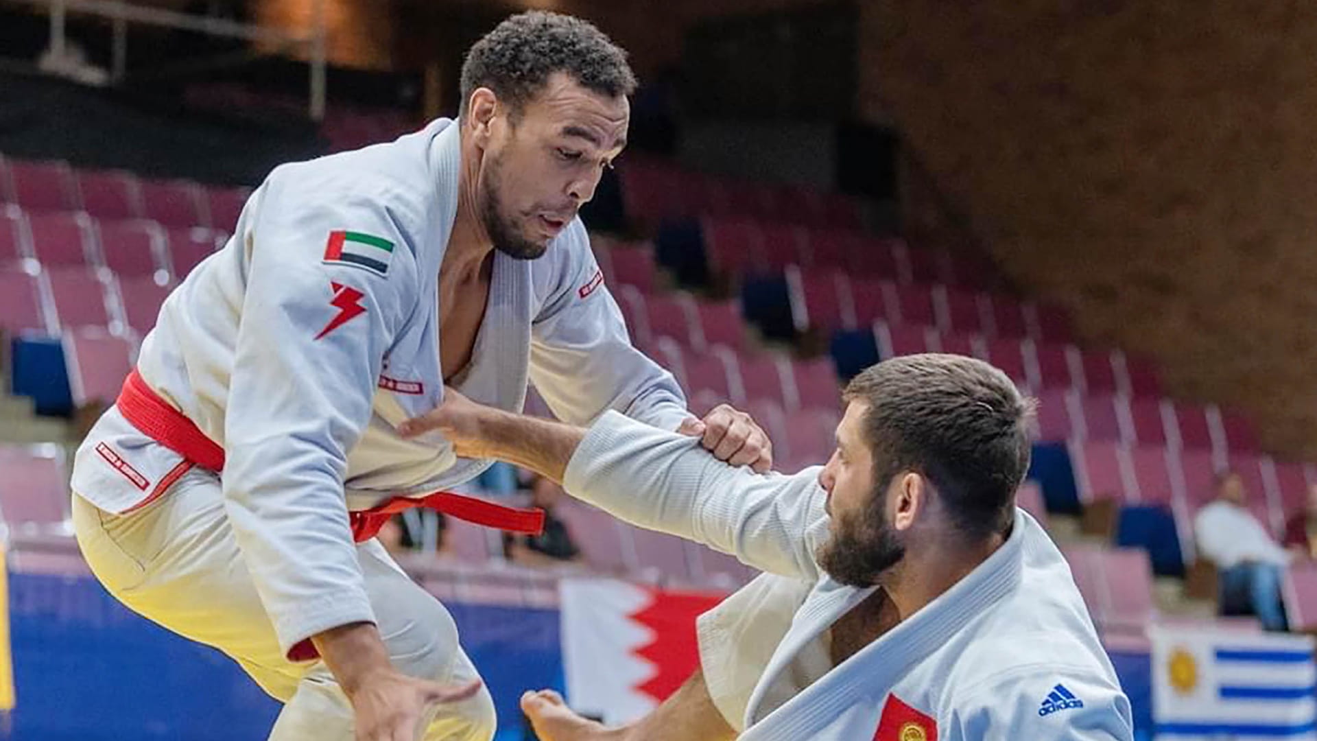 صورة بعنوان: إنجاز تاريخي لرياضة الإمارات.. أبطال الجوجيتسو يحصدون 3 ميداليات 