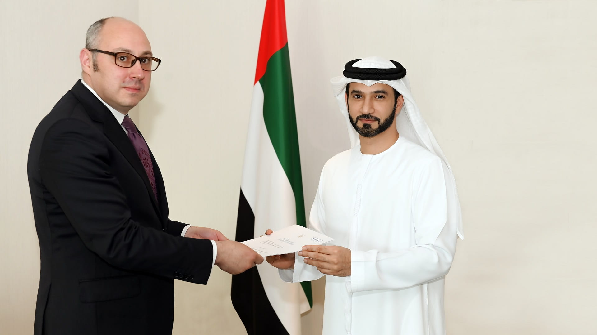 صورة بعنوان: "الخارجية" تتسلم نسخة من أوراق اعتماد سفير أوكرانيا 