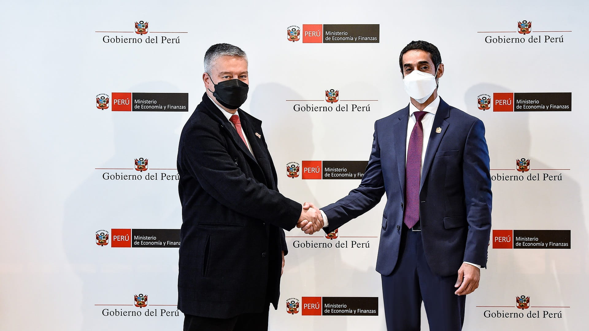 Image for the title: UAE Ambassador meets Peruvian Minister of Economy and Finance 