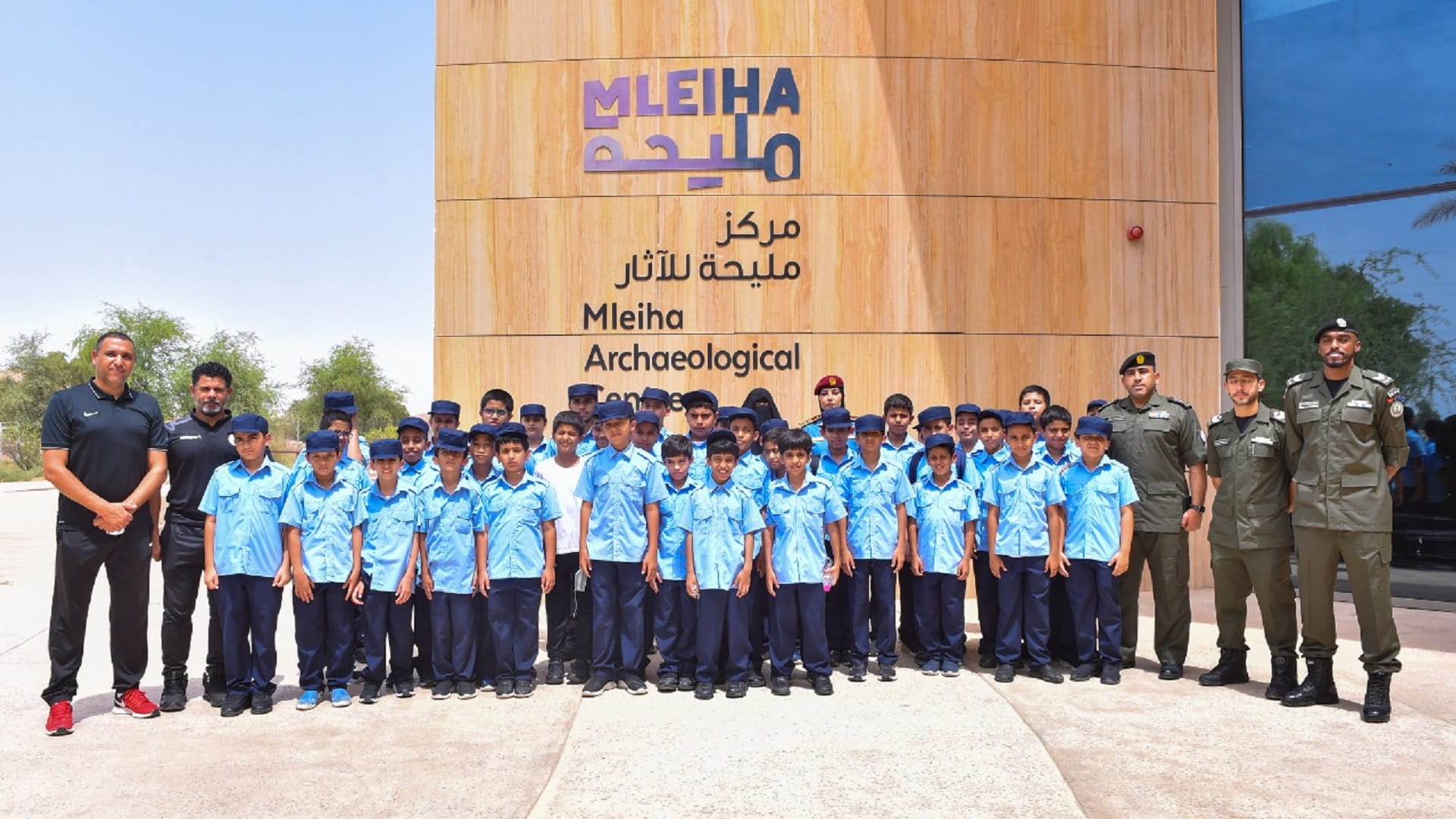 صورة بعنوان: أصدقاء شرطة الشارقة يزورون متحف الآثار في منطقة مليحة  