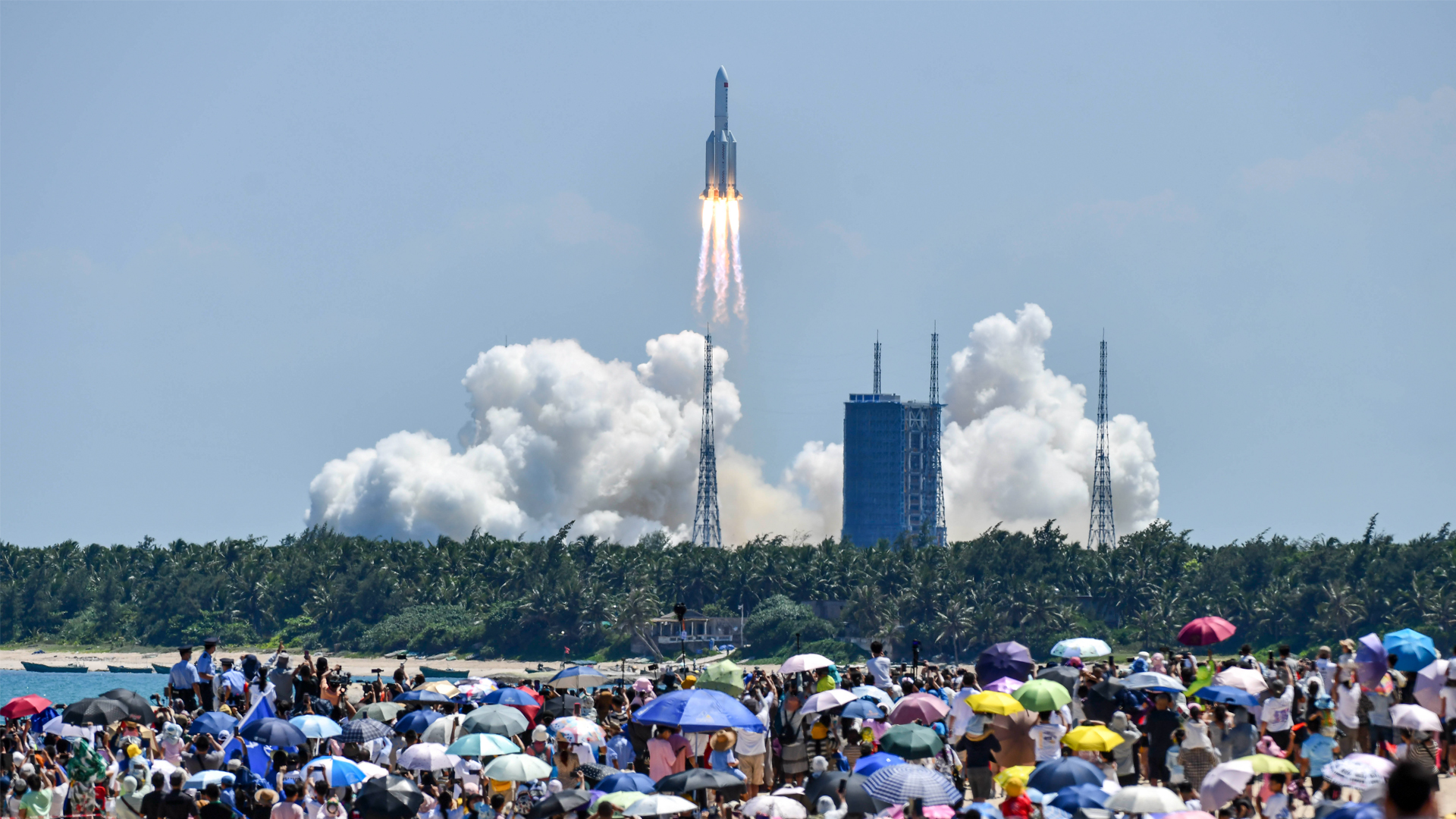 صورة بعنوان: الصين تطلق الوحدة الثانية لإكمال محطتها الفضائية 