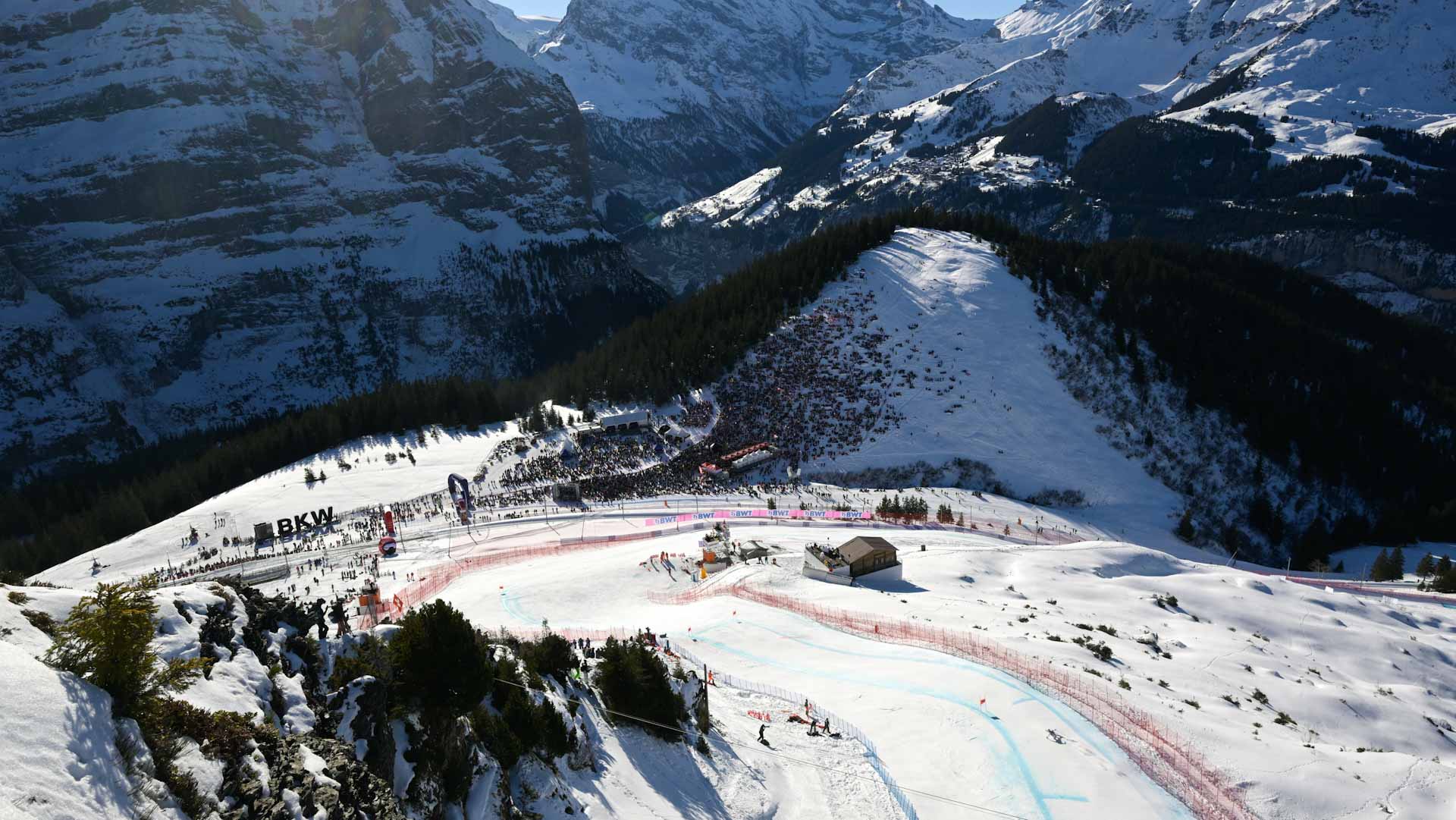 Image for the title: Switzerland sees freezing point climb to record high above Alpine 