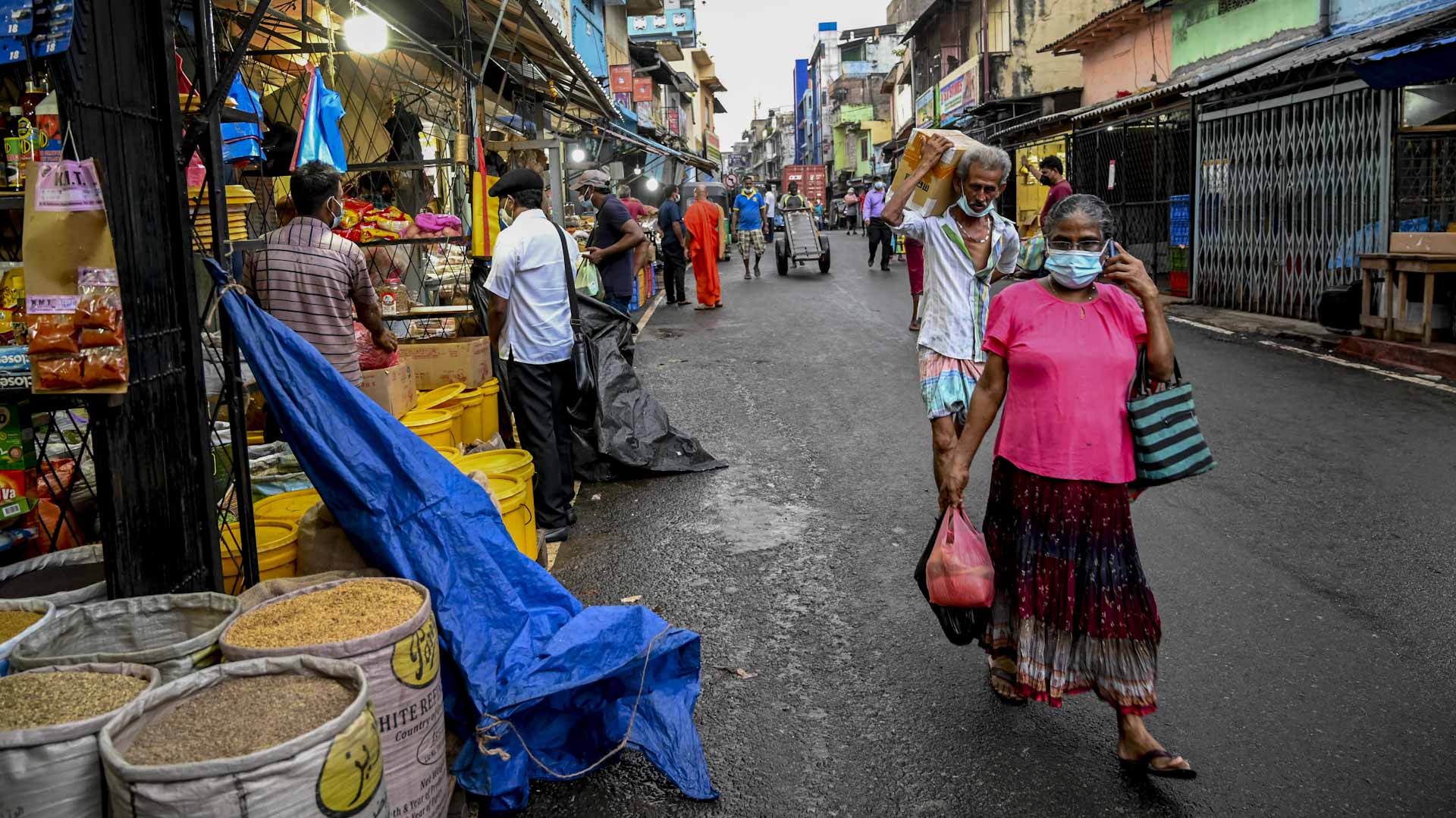Image for the title: Crisis-hit Sri Lanka woos foreign oil firms amid fuel shortages 