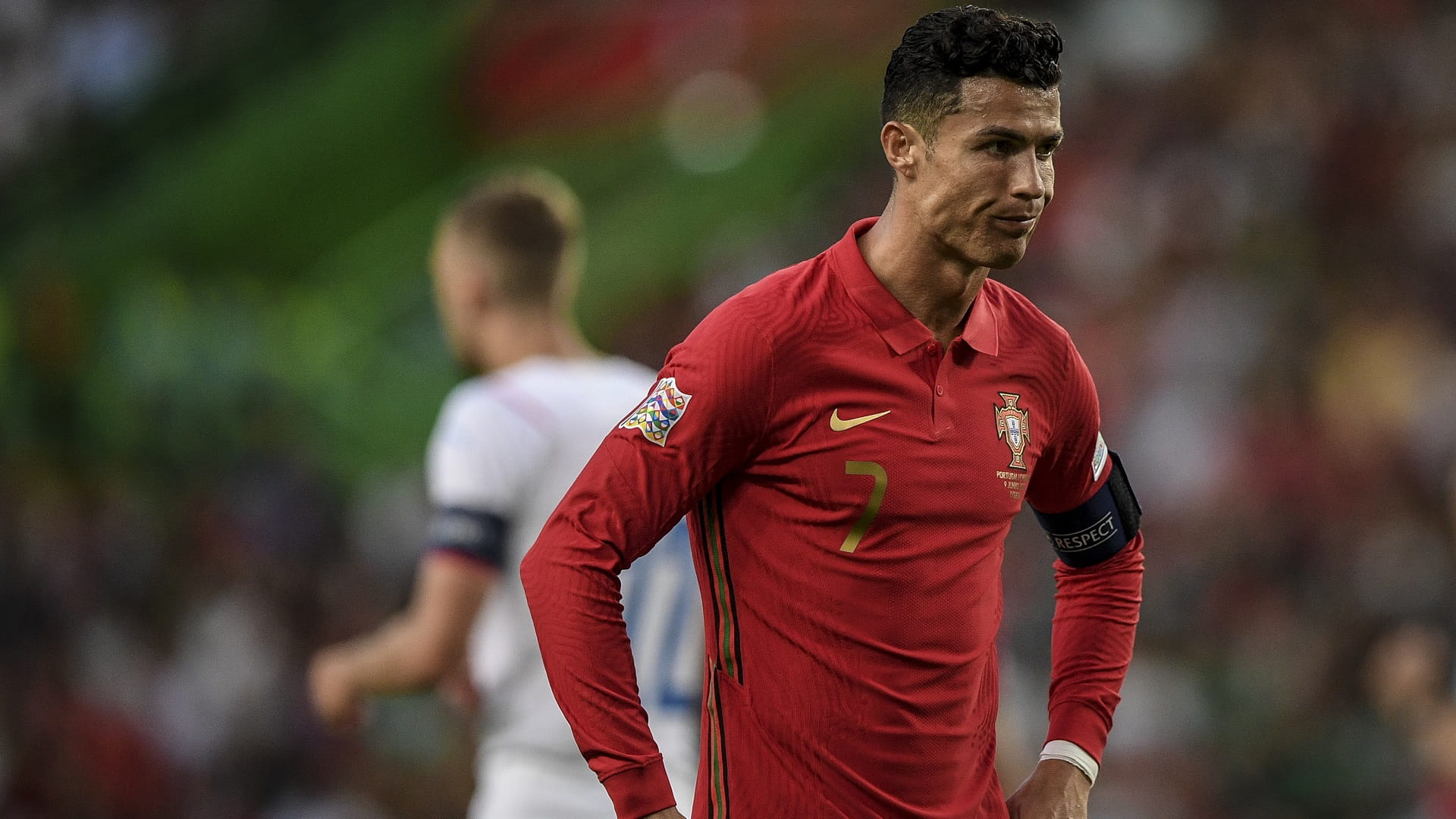 صورة بعنوان: رونالدو يصل إلى مقر تدريب مانشستر يونايتد لمناقشة مستقبله 