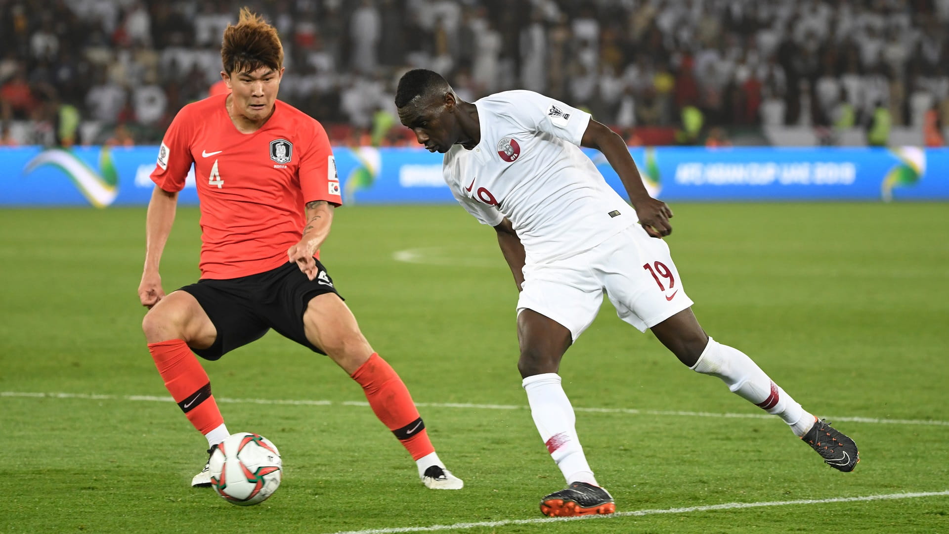 صورة بعنوان: نابولي يتعاقد مع المدافع الكوري الجنوبي كيم مين جاي 