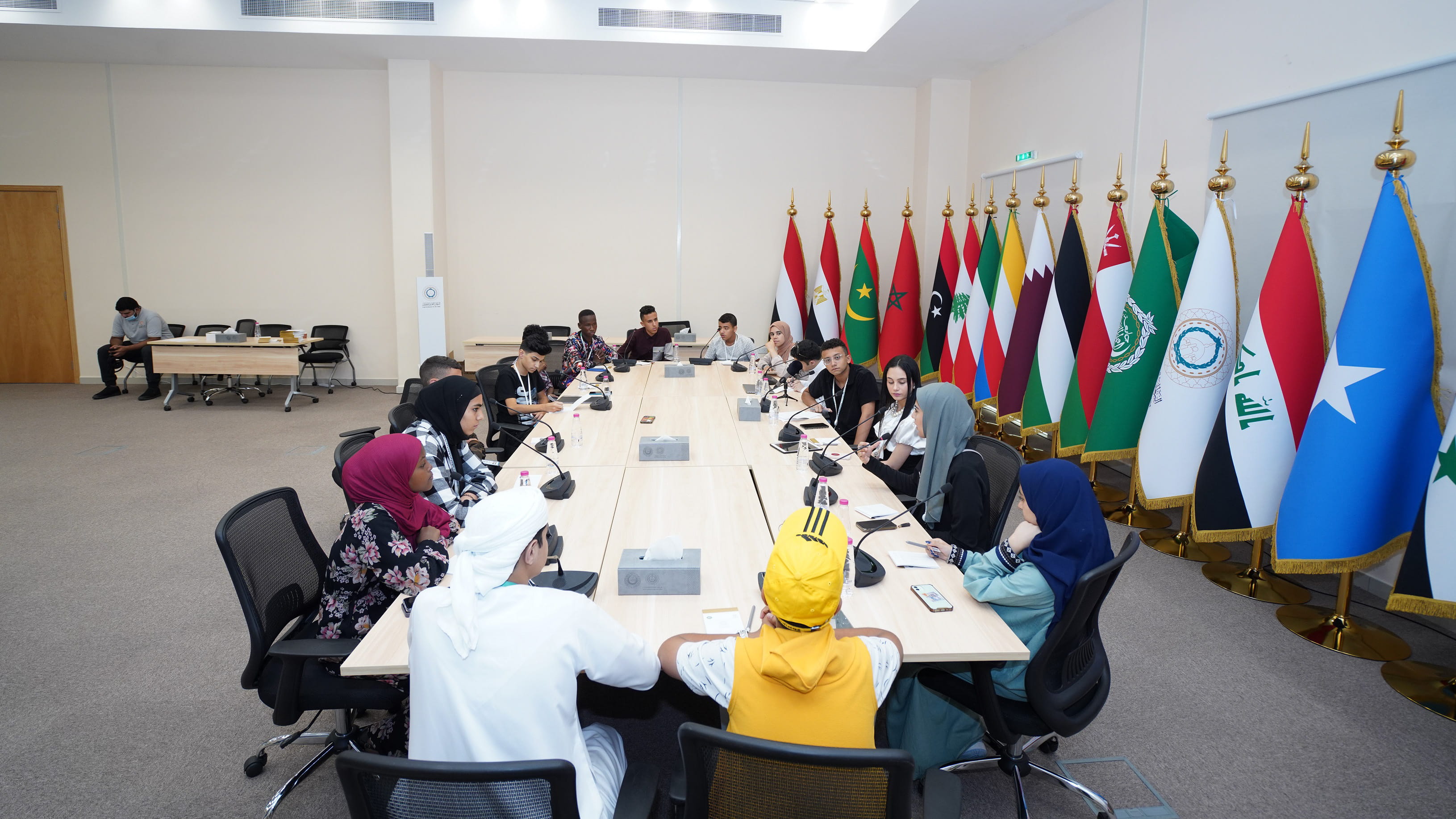 Image for the title: APC committees discuss plans to serve Arab children 