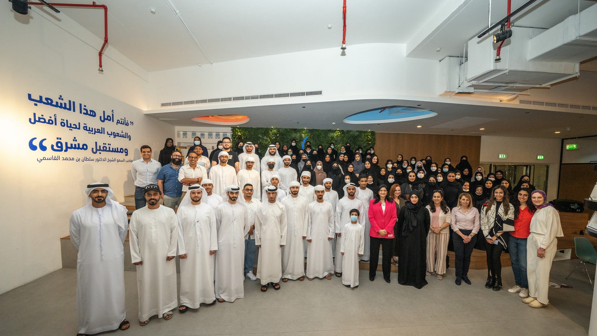 صورة بعنوان: "شراع" يكرم الفائزين في هاكاثون "رواد المستقبل" 