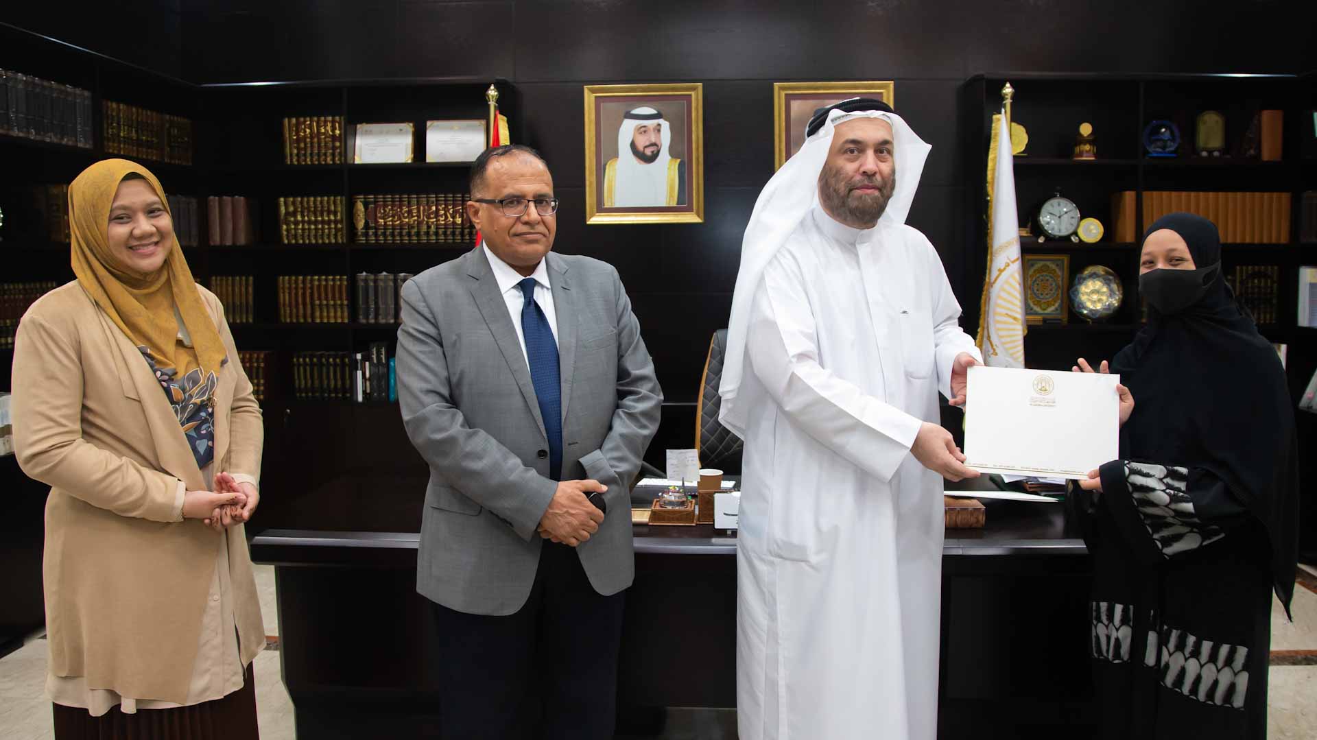 Image for the title: AQU honours winners of Middle East Intl Trade Competition 