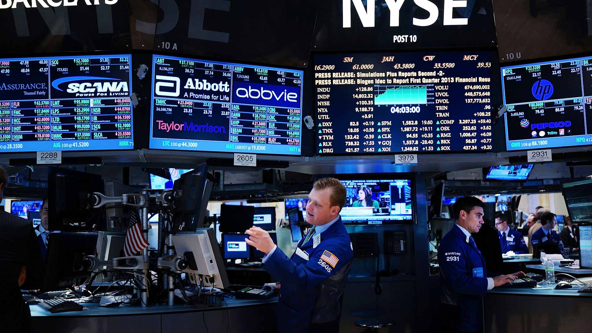 Image for the title: US stocks fall again amid lingering inflation angst 