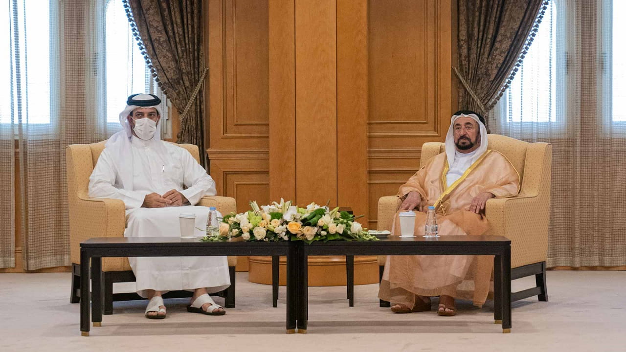 Image for the title: Sharjah Ruler meets President, officials of UoS  