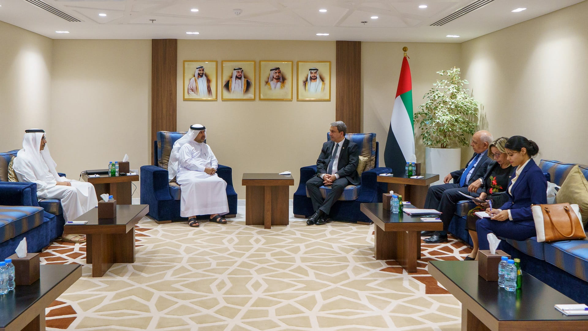 صورة بعنوان: "التربية" توقع مذكرة تفاهم مع وزارة التعليم العالي في كوبا 