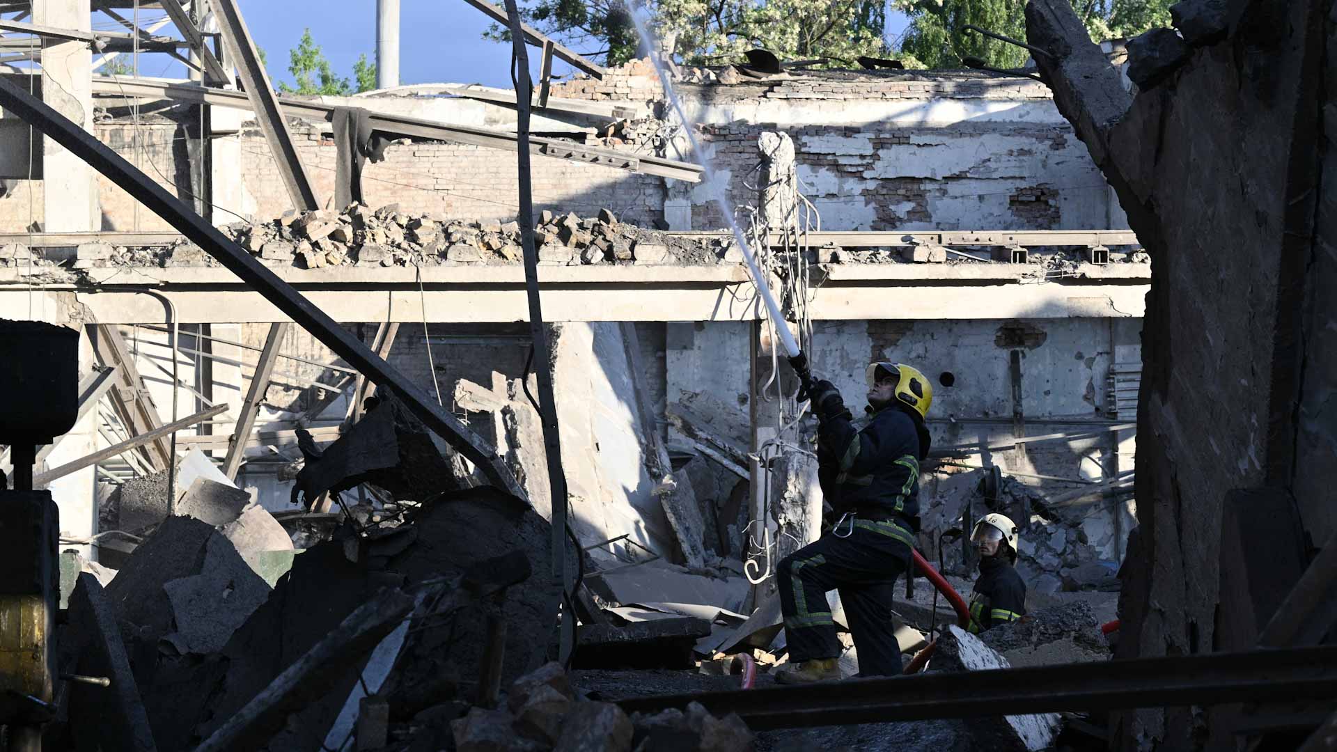 Image for the title: Ukraine says regained ground from Russia in key eastern city 