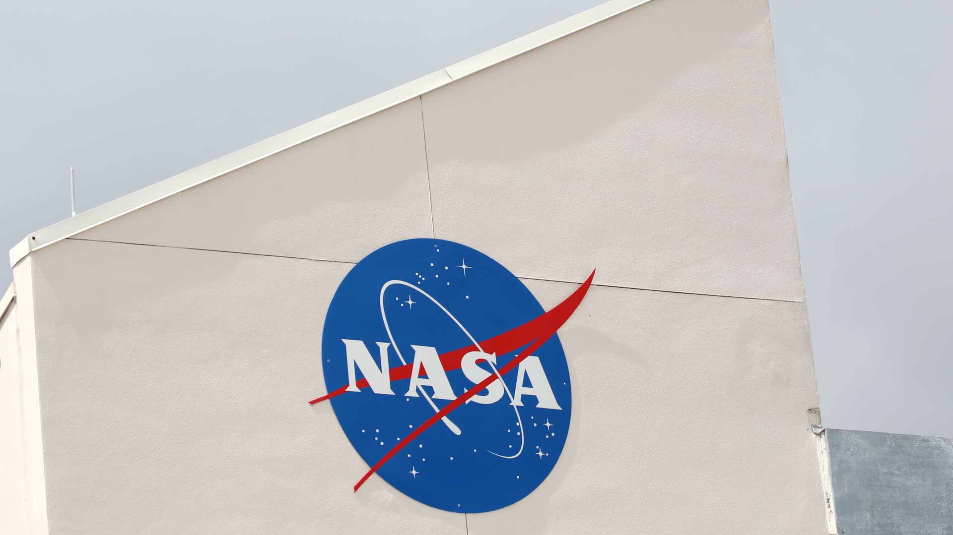 Image for the title: NASA to launch rockets from Australia for scientific studies 