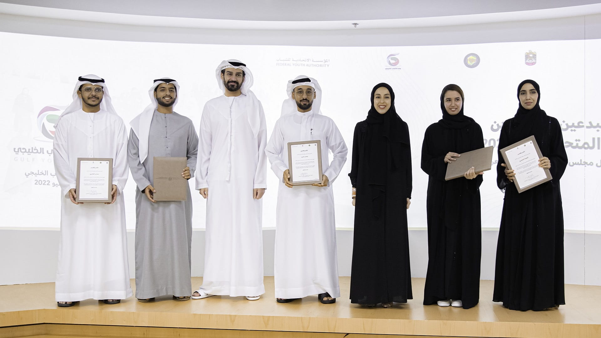 صورة بعنوان: شمّا المزروعي: تمكين الشباب في الإمارات ثقافة وطنية شاملة 