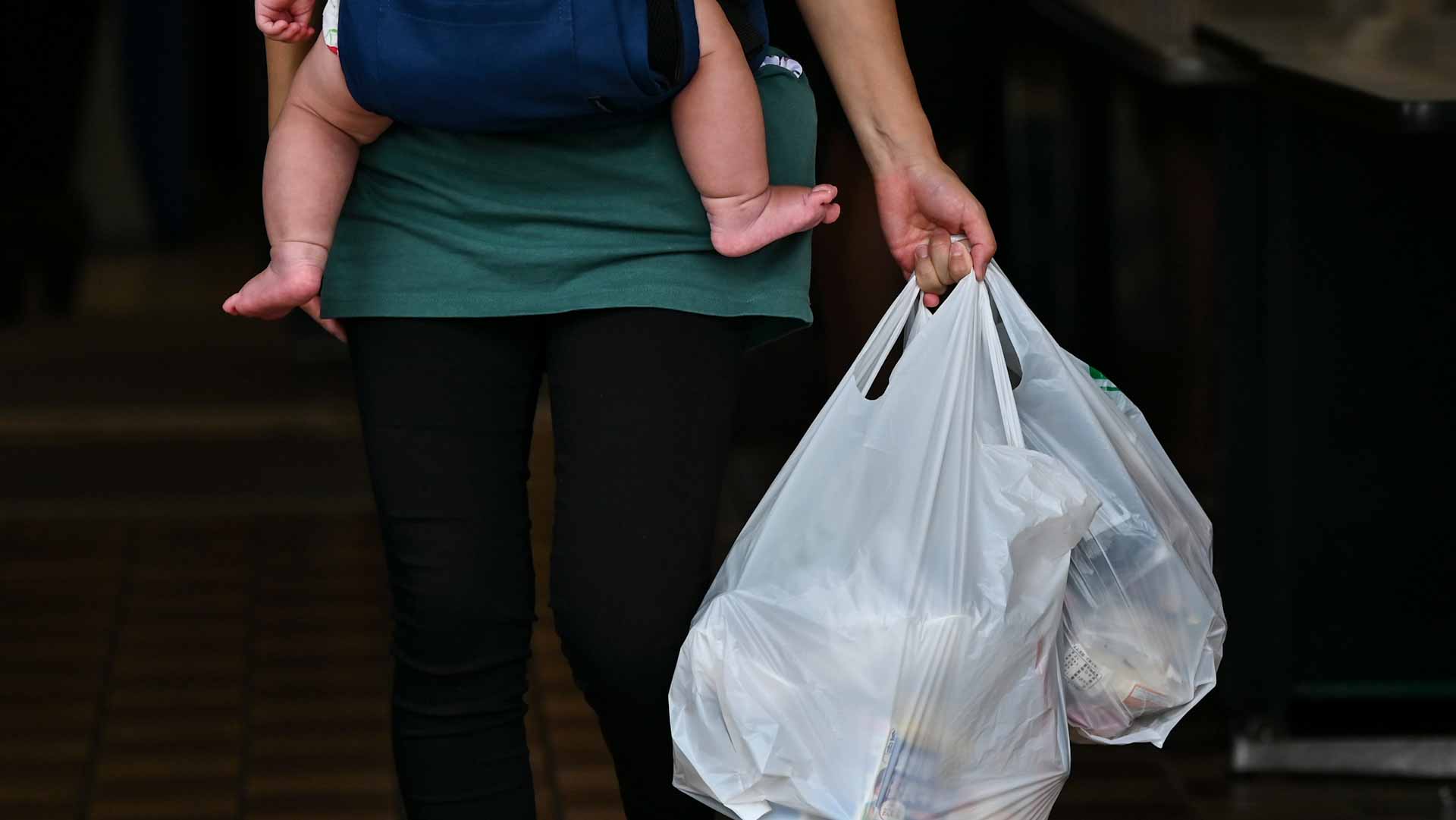 Image for the title: US to ban single-use plastics on public lands by 2032 
