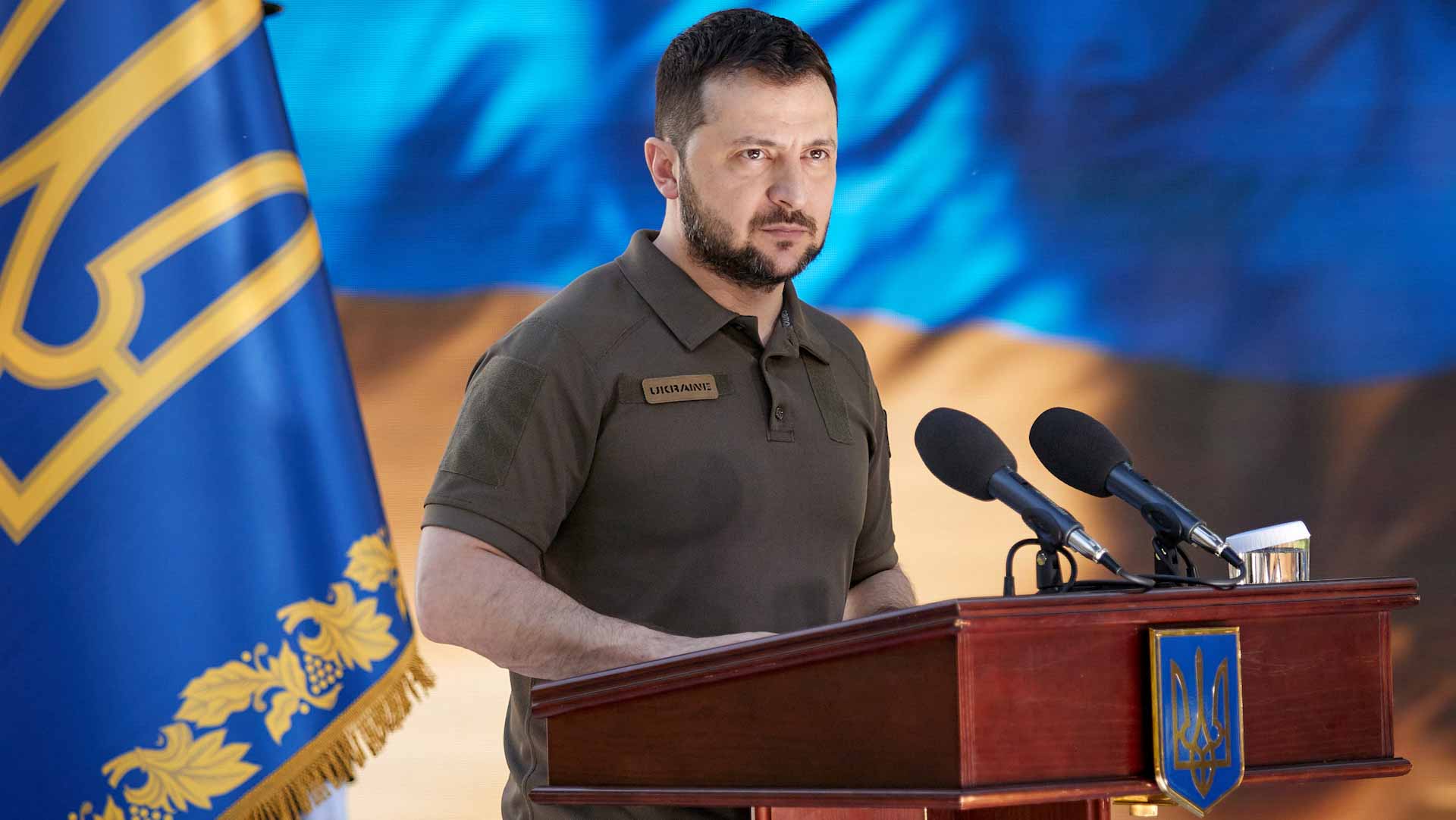 Image for the title: Fate of Donbas rests in battleground Ukraine city: Zelensky 