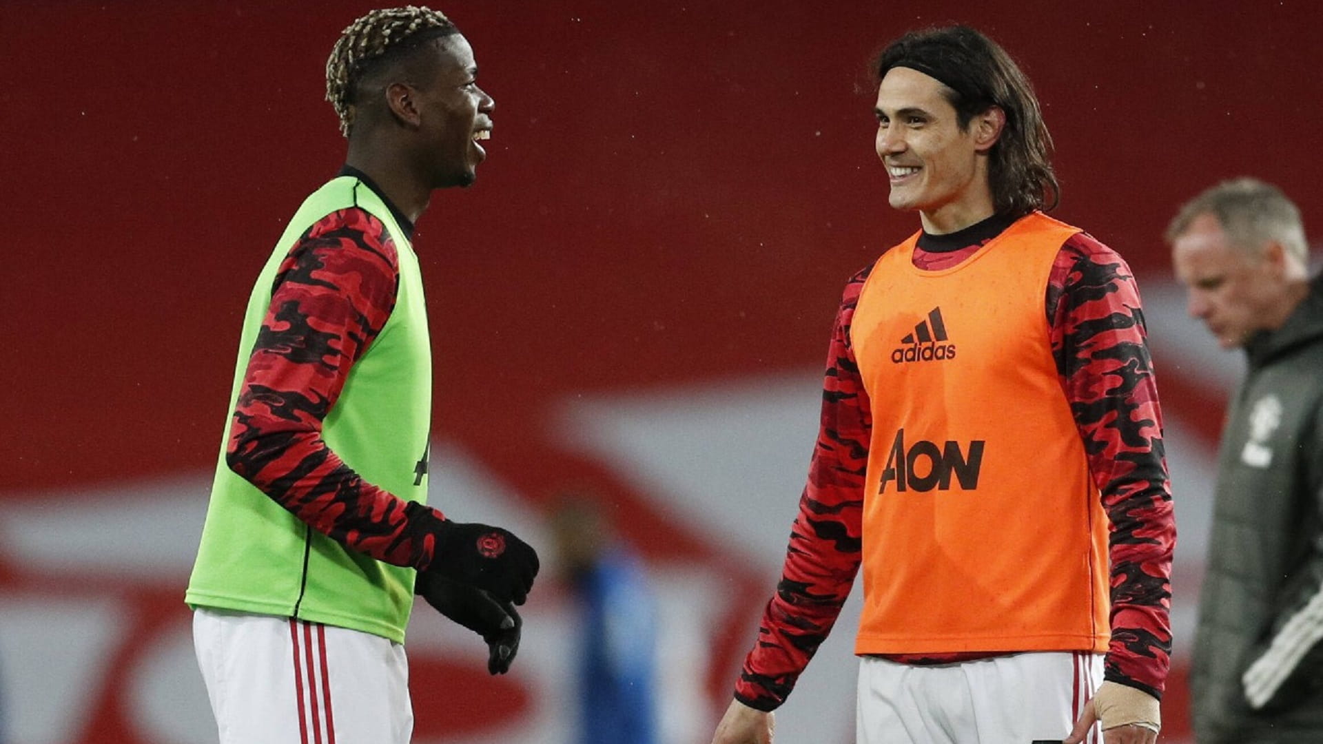 صورة بعنوان: بوجبا وكافاني يرحلان عن مانشستر يونايتد الإنجليزي  