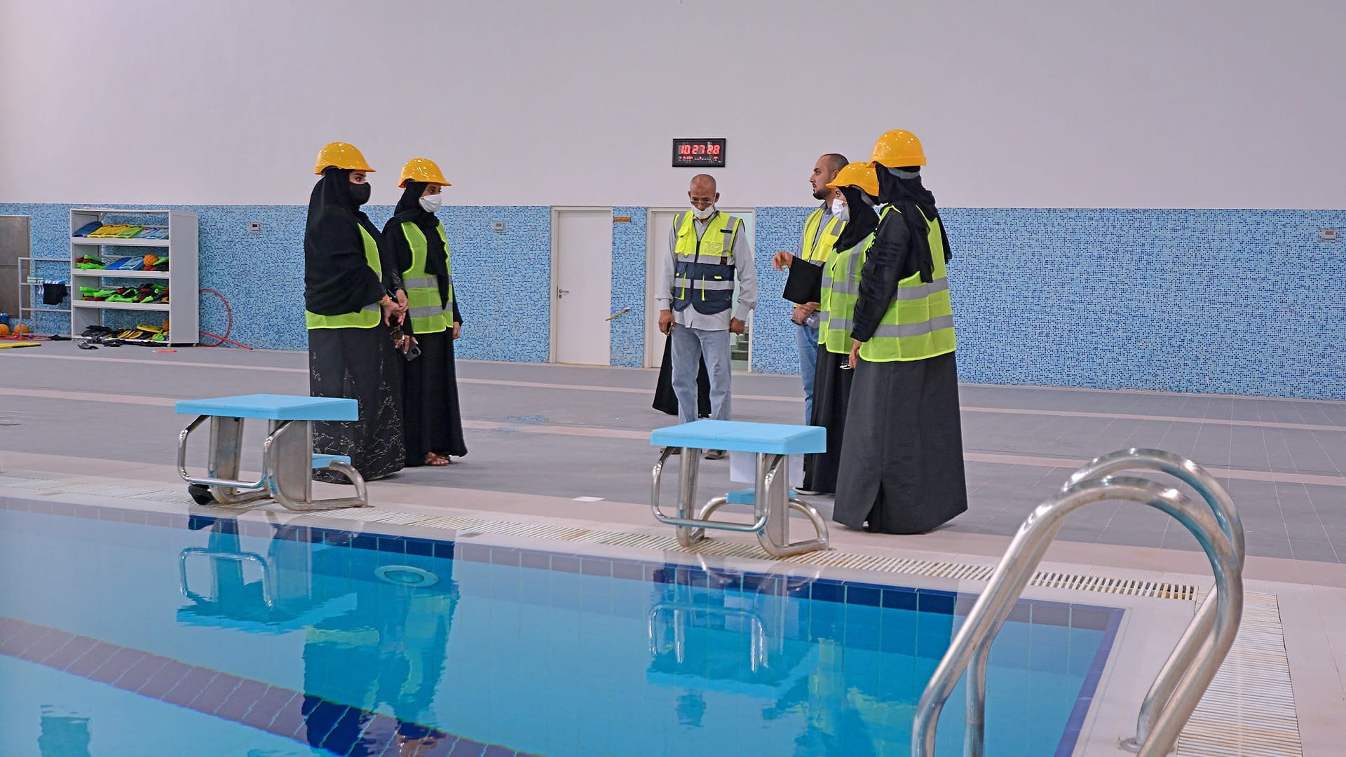 صورة بعنوان: أشغال الشارقة تدرّب دفعة جديدة من الطلبة الجامعيين 