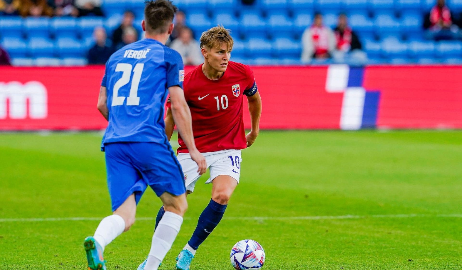 صورة بعنوان: المنتخب النرويجي يتعادل أمام منتخب سلوفينيا في دوري أمم أوروبا 