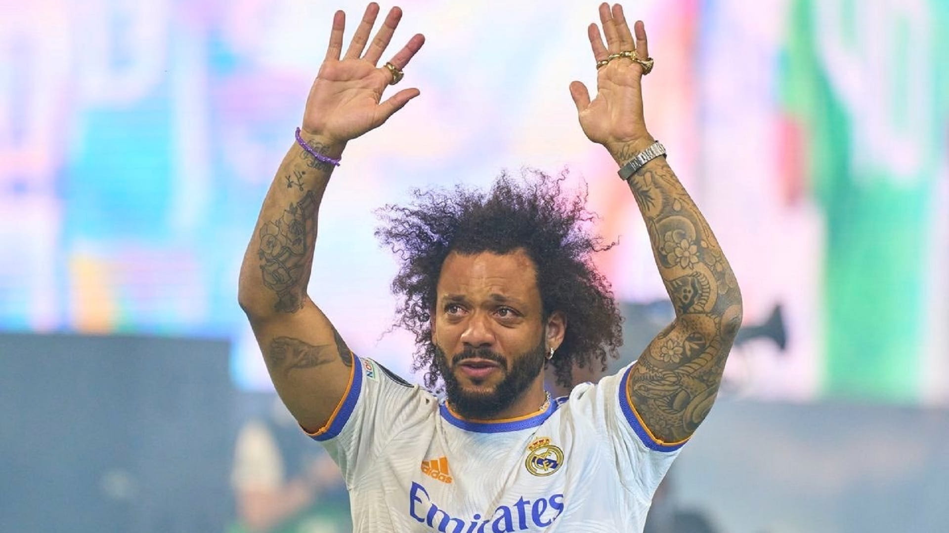 صورة بعنوان: النجم البرازيلي مارسيلو يودع ريال مدريد 