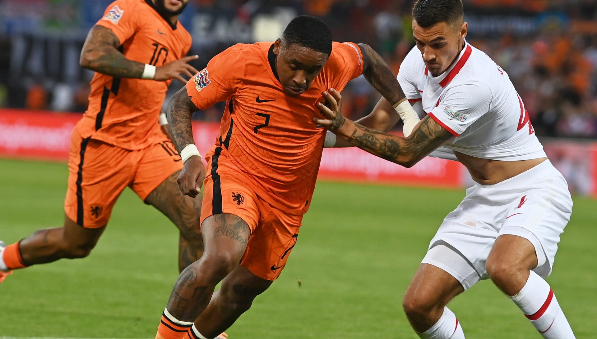 صورة بعنوان: هولندا تنجو من السقوط أمام المنتخب البولندي في دوري أمم أوروبا 