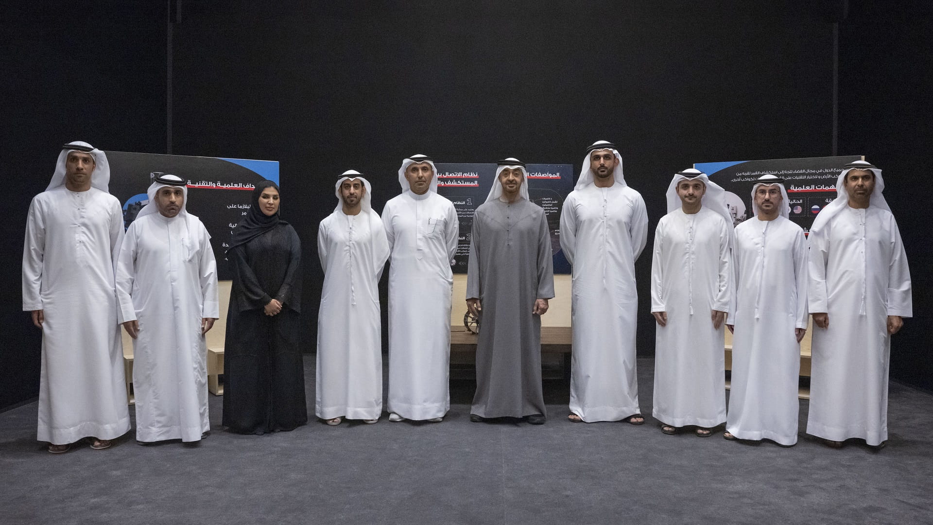 صورة بعنوان: رئيس الدولة: نثق بقدرة شبابنا على تعزيز ريادة الإمارات في الفضاء 