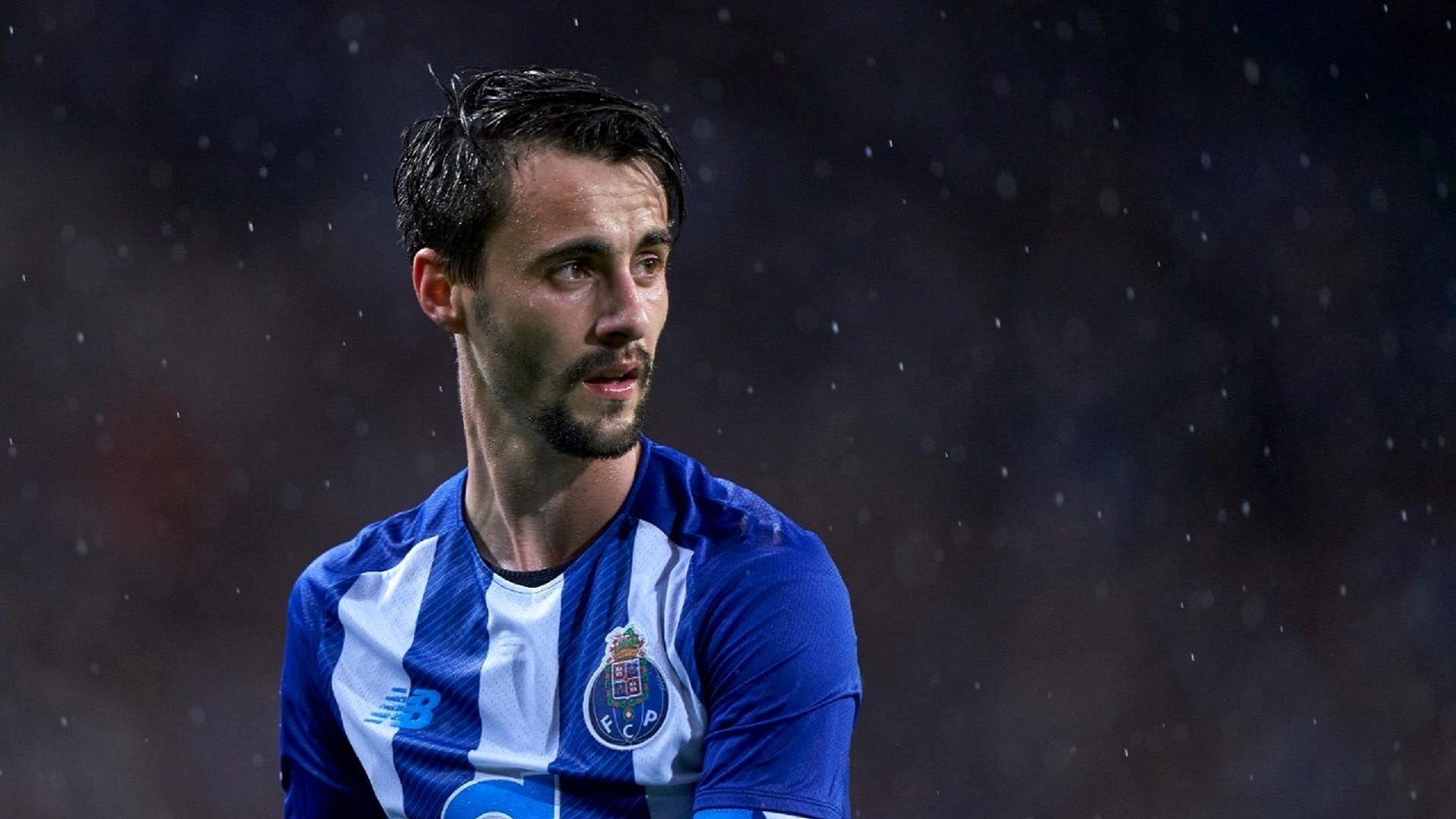 صورة بعنوان: نادي أرسنال يتوصل لاتفاق مع بورتو من أجل التعاقد مع فييرا 