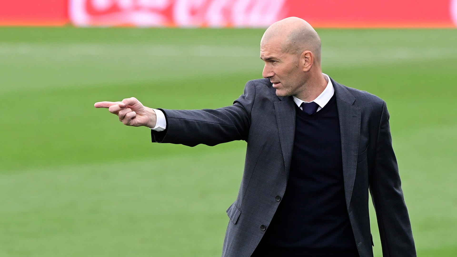 صورة بعنوان: الفرنسي زيدان مازال يرغب بمواصلة رحلته التدريبية 