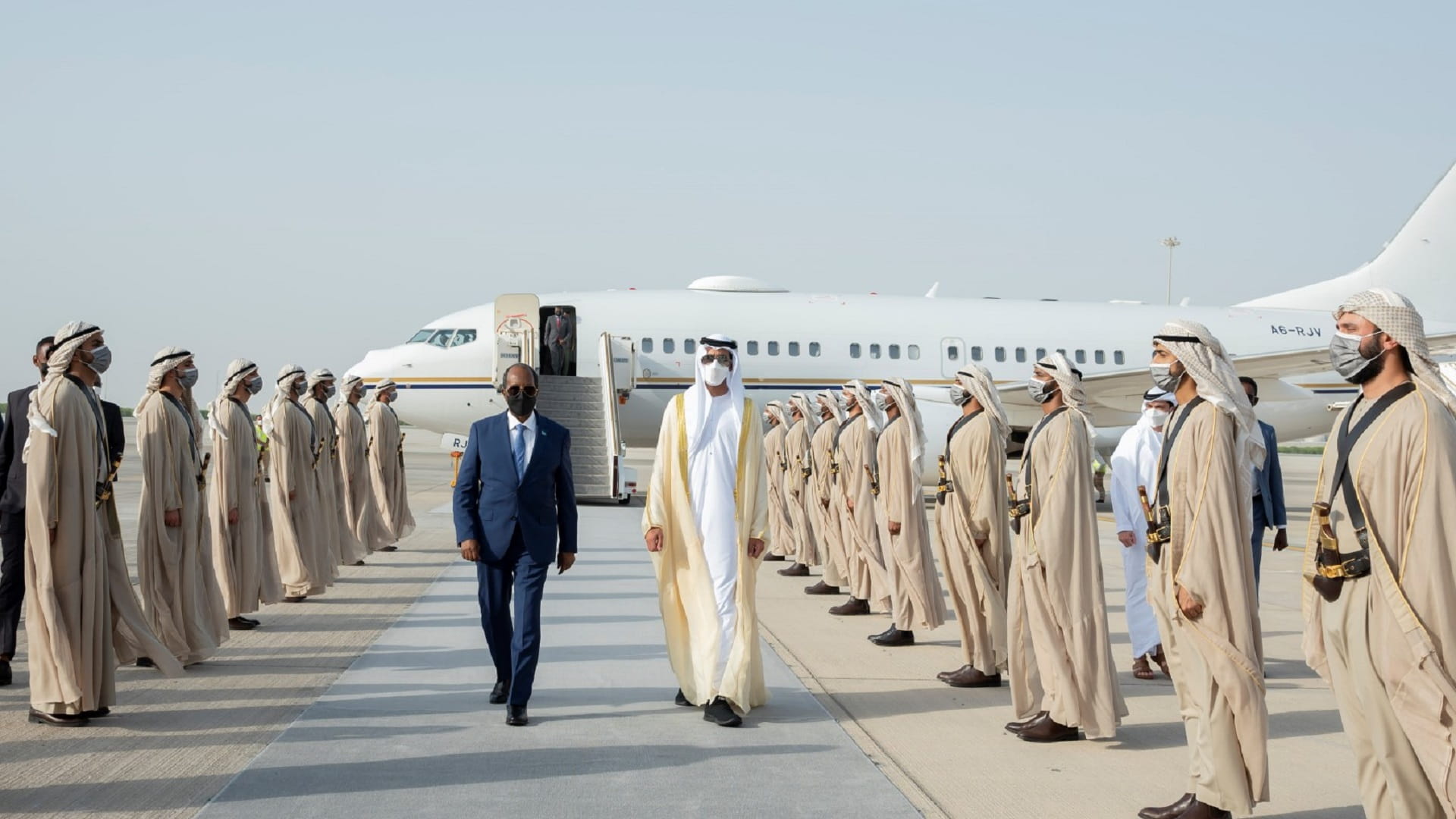 صورة بعنوان: رئيس جمهورية الصومال الفيدرالية يصل إلى البلاد 