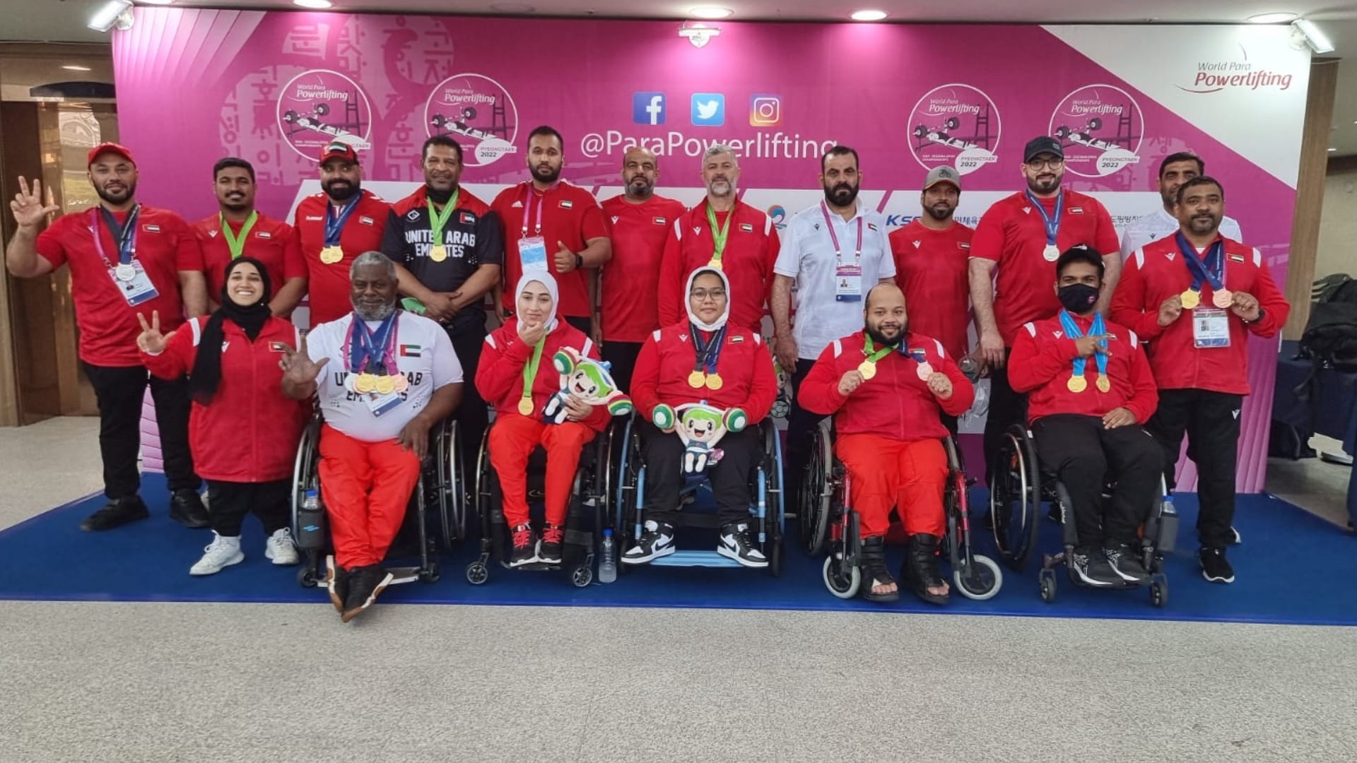 صورة بعنوان: منتخبنا الوطني لرفعات القوة يتوج بذهبية بطولة آسيا وأوقيانوسيا 