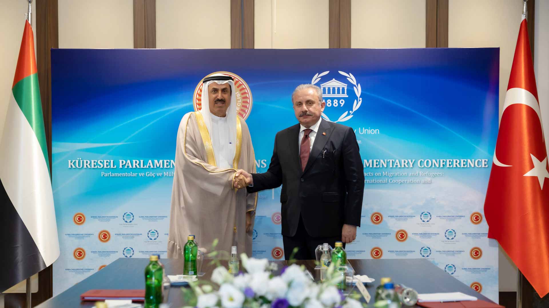 صورة بعنوان: صقر غباش يلتقي رئيس الجمعية الوطنية الكبرى التركية 