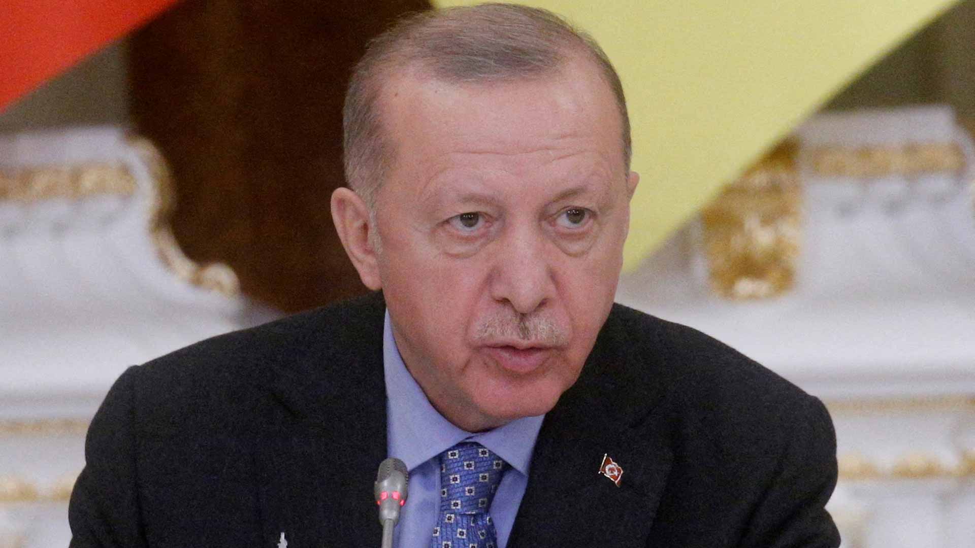 صورة بعنوان: فريق تركي يناقش في روسيا إنشاء ممر بالبحر الأسود لشحن الحبوب 